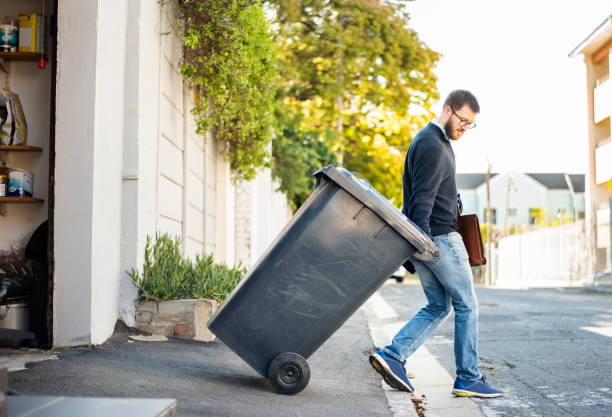 Best Electronics Removal Services  in Olmsted Falls, OH